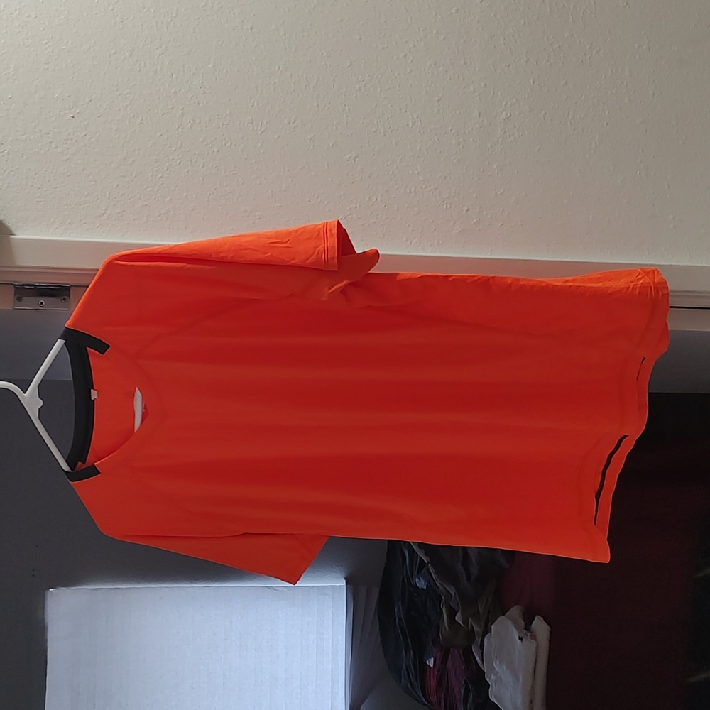 Men's Lululemon Athletica Running Gym Workout Burst Orange Shirt, sz Extra Large